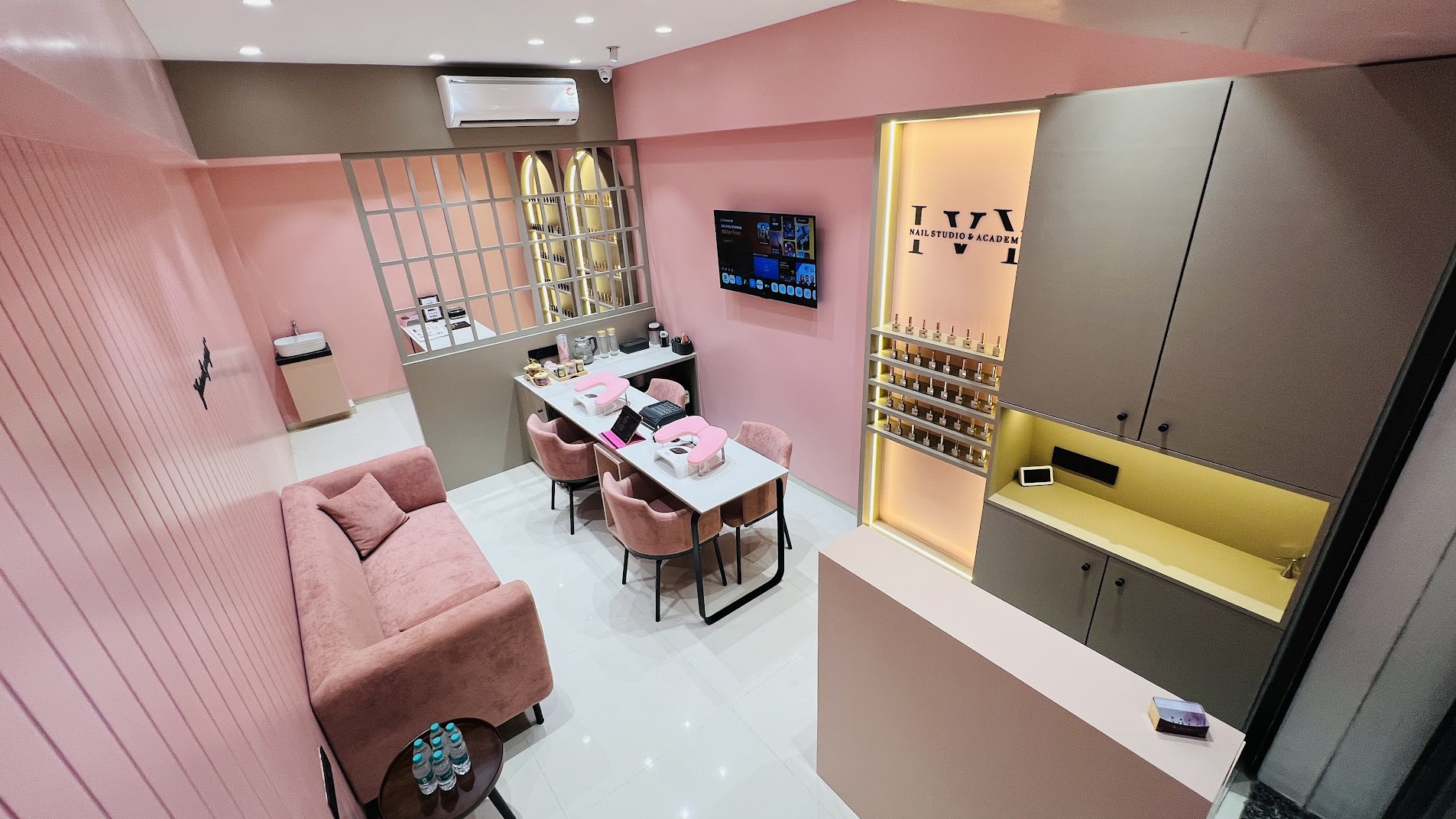 Wide view of the IVY nail studio